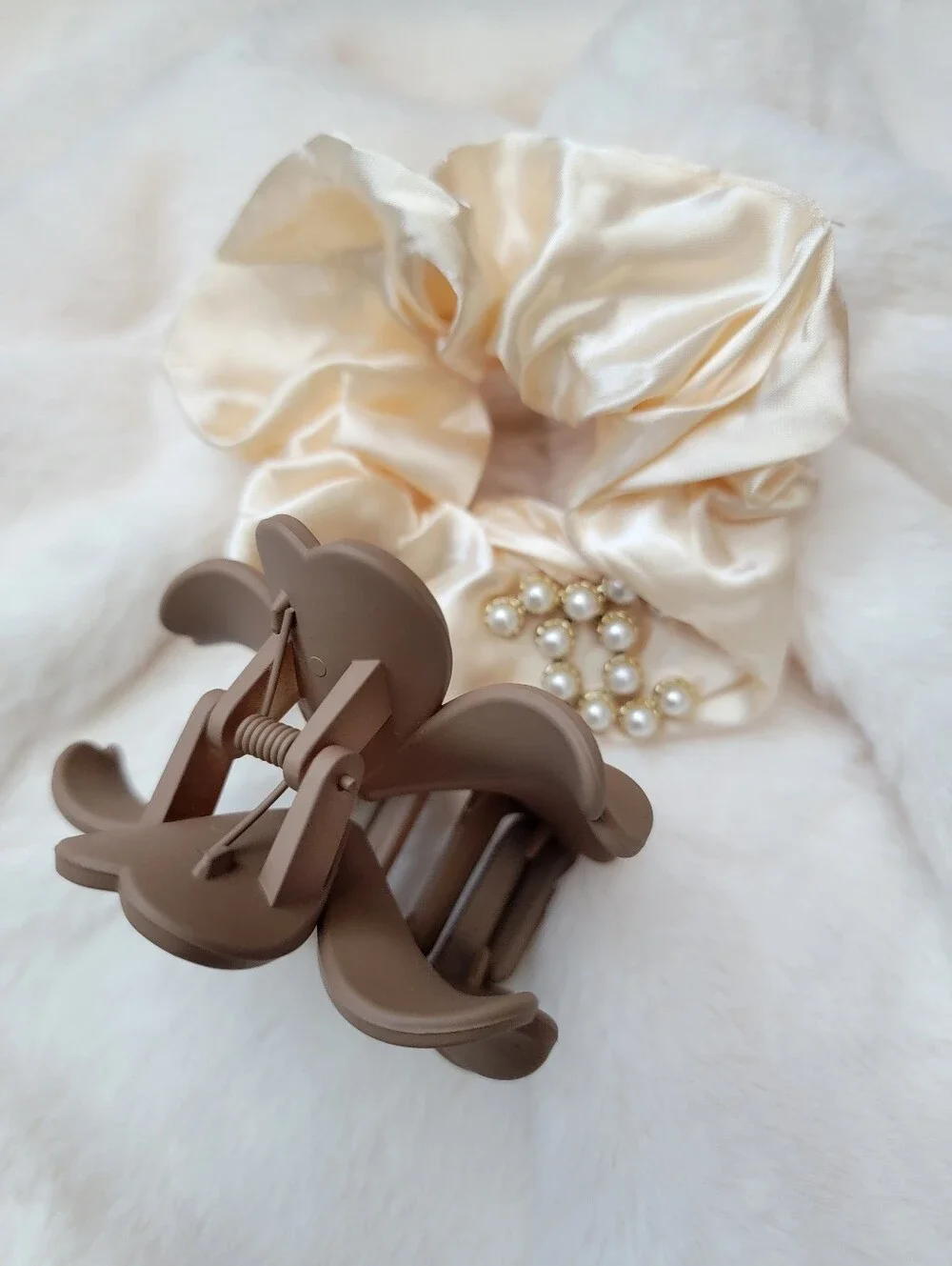 2pcs Pearl-Accent Cream Satin Scrunchie & Brown Flower Hair Clip Set